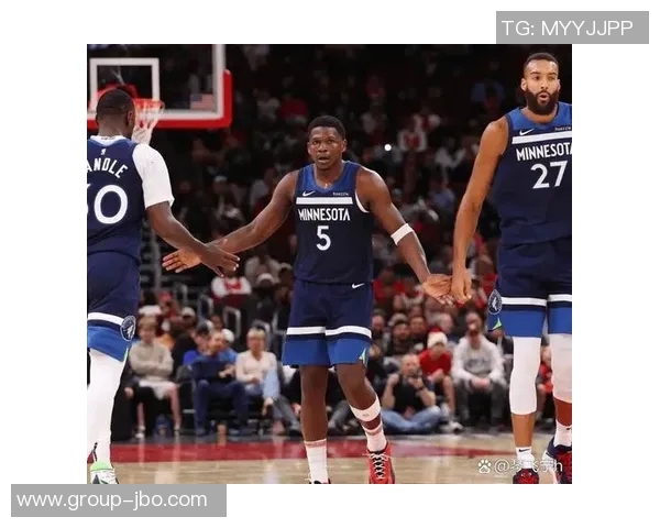 爱德华兹谈三人性格差异与默契直言杰登与里德都很安静